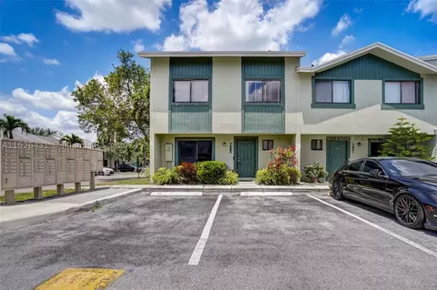 7665 NW 38th Ct #7665, Sunrise, FL 33351