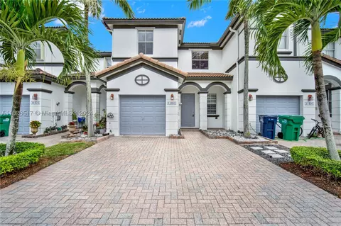11480 NW 77th St, Doral, FL 33178