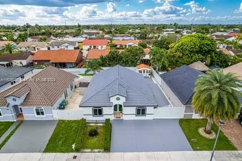 16894 SW 143rd Pl, Miami, FL 33177
