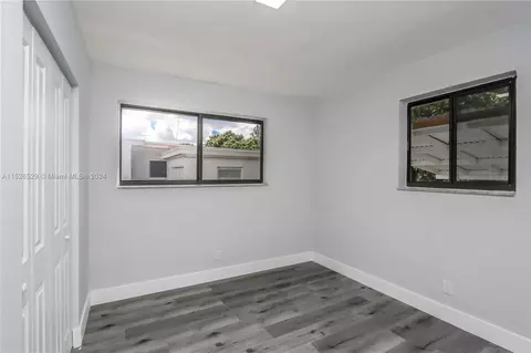 242 E 42nd St, Hialeah, FL 33013 photo 12