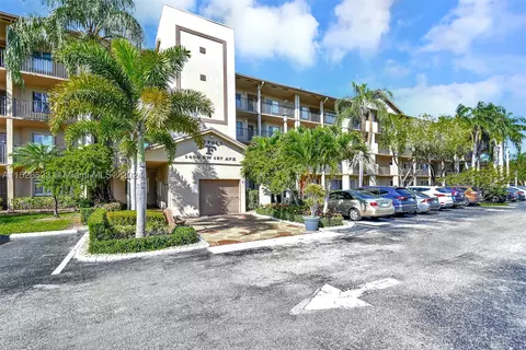 1400 SW 137th Ave #407F, Pembroke Pines, FL 33027
