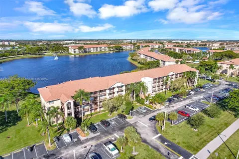 1400 SW 137th Ave #407F, Pembroke Pines, FL 33027