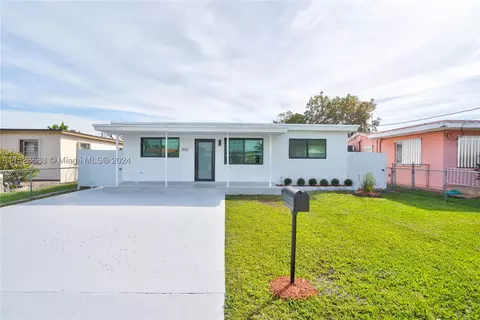 3501 SW 88th Pl, Miami, FL 33165
