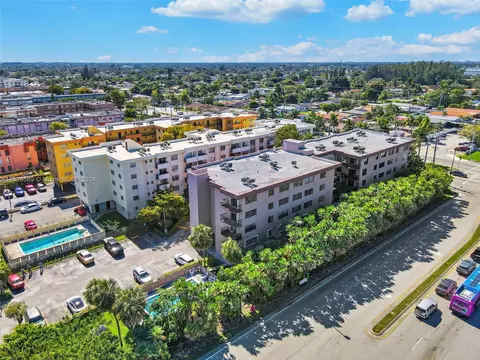 605 NW 72nd Ave #508, Miami, FL 33126