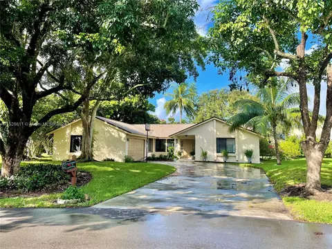 724 NW 24 Ave, Delray Beach, FL 33445