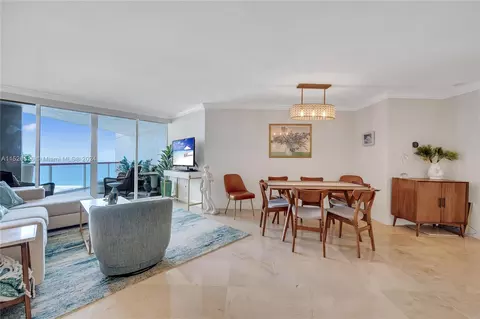 6767 Collins Ave #1201, Miami Beach, FL 33141