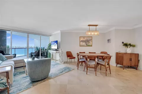 6767 Collins Ave #1201, Miami Beach, FL 33141