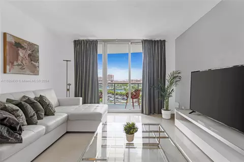 3801 S Ocean Dr #9R, Hollywood, FL 33019