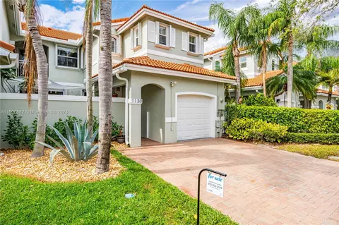 1130 Weeping Willow Way, Hollywood, FL 33019