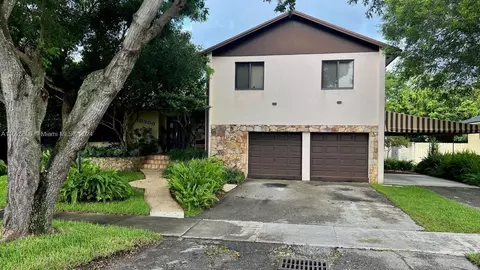 10300 SW 116th Ave, Miami, FL 33176