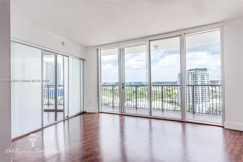 1750 N Bayshore Dr #1915, Miami, FL 33132