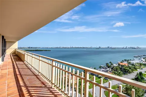 11113 Biscayne Blvd #1751, Miami, FL 33181