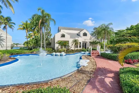 3425 NW 44th St #202, Oakland Park, FL 33309