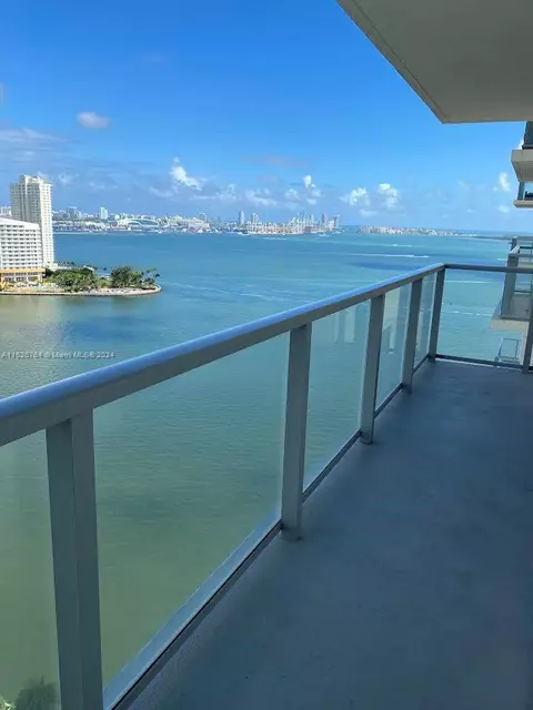 1155 Brickell Bay Dr #2306, Miami, FL 33131