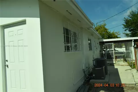 Exterior - 891 W 53rd St, Hialeah, FL 33012 photo 7 of 9