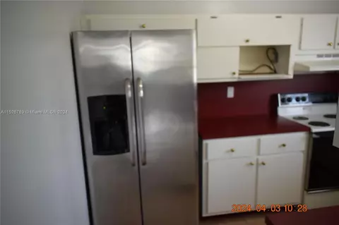 Kitchen - 891 W 53rd St, Hialeah, FL 33012 photo 3 of 5