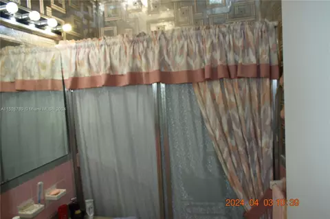 Other - 891 W 53rd St, Hialeah, FL 33012 photo 9 of 11