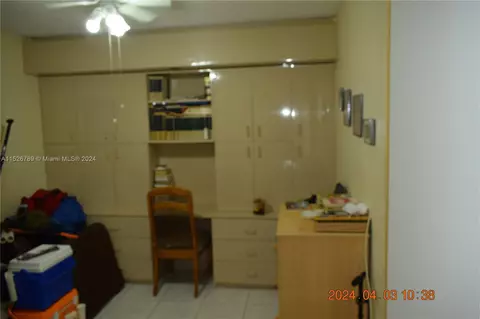 Bath - 891 W 53rd St, Hialeah, FL 33012 photo 4 of 6