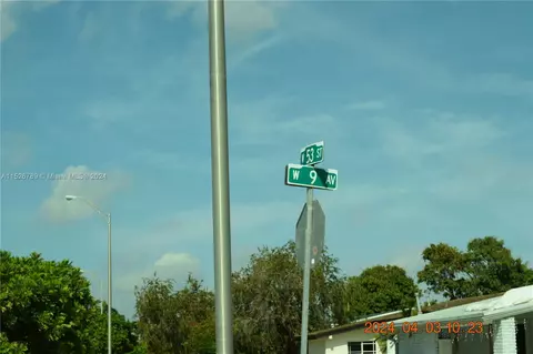 Exterior - 891 W 53rd St, Hialeah, FL 33012 photo 6 of 9