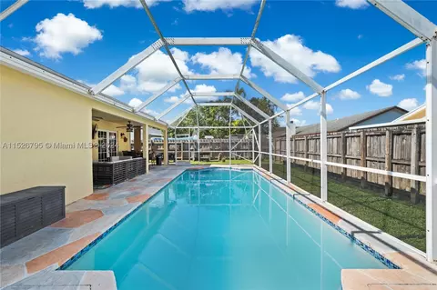 11301 SW 155th St, Miami, FL 33157
