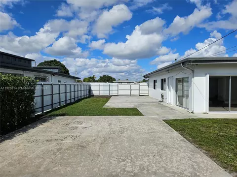 Exterior - 722 E 46th St, Hialeah, FL 33013 photo 7 of 8