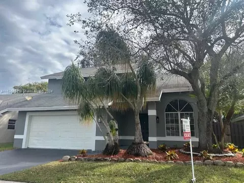 3224 NW 123rd Ter, Sunrise, FL 33323