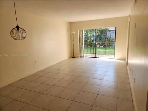 6259 W 24th Ave #102-8, Hialeah, FL 33016