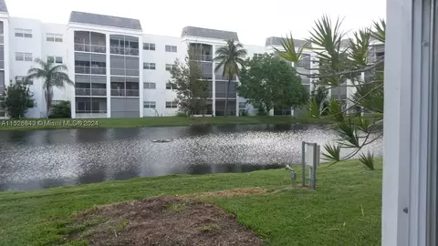 604 NE 2nd St #121, Dania Beach, FL 33004