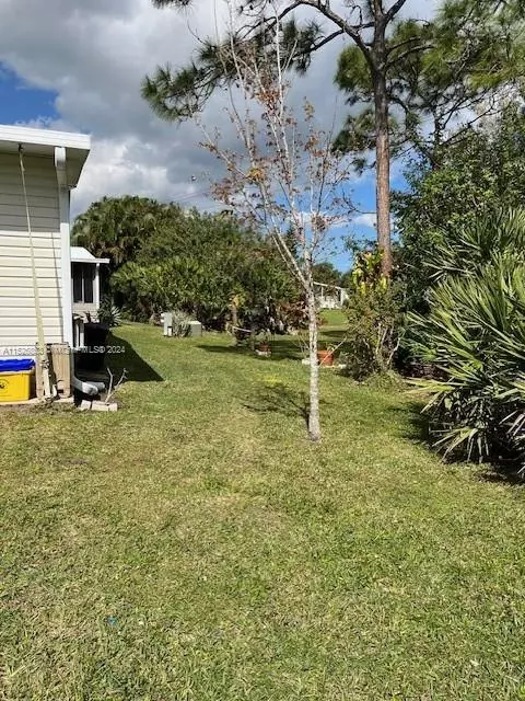 Undisclosed, Stuart, FL 34997 photo 18