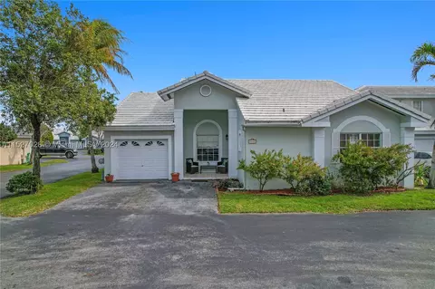 6401 SW 115th Ave, Miami, FL 33173