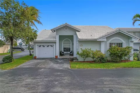 6401 SW 115th Ave, Miami, FL 33173