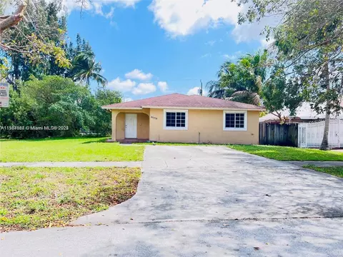 15681 NW 40th Ct, Miami Gardens, FL 33054