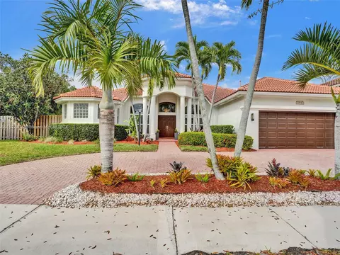 12843 NW 22nd Mnr, Pembroke Pines, FL 33028