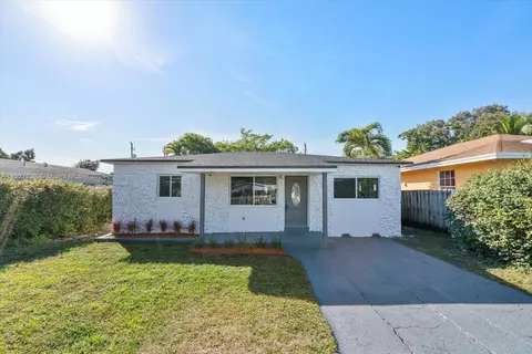 4530 SW 25th St, West Park, FL 33023