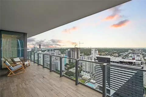 88 SW 7th St #2612, Miami, FL 33130