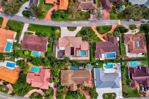 Floorplan - 19320 E Saint Andrews Dr, Hialeah, FL 33015 photo 1 of 2