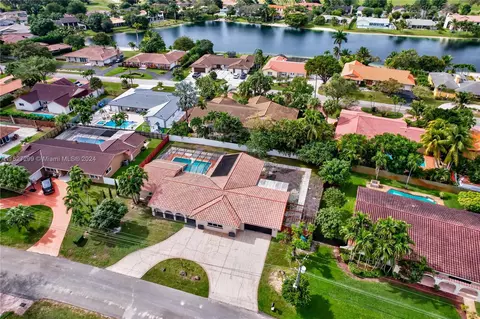 View/Area - 19320 E Saint Andrews Dr, Hialeah, FL 33015 photo 1 of 15