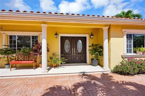 2131 SW 25th St, Miami, FL 33133