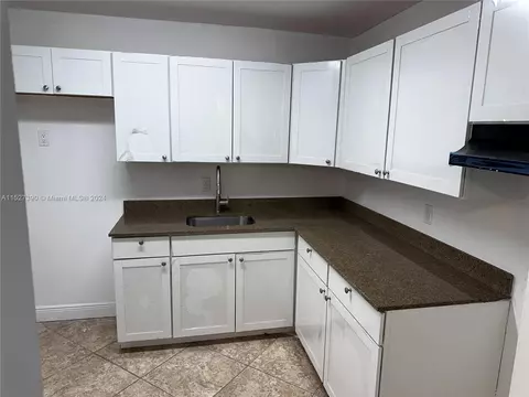 15205 NE 6th Ave #D205, Miami, FL 33162