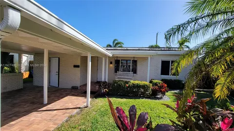 5364 NE 4th Ave, Oakland Park, FL 33334