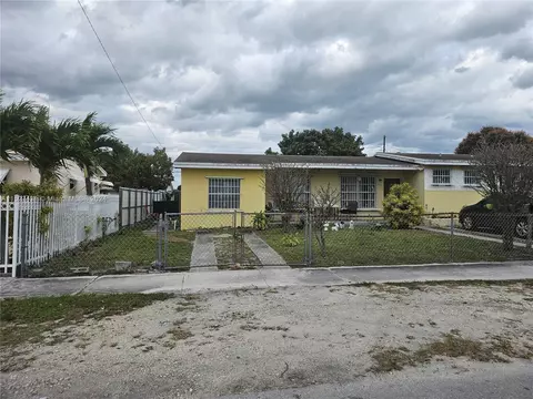3555 NW 80th St, Miami, FL 33147