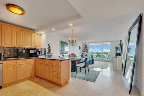 2301 Collins Ave #834, Miami Beach, FL 33139