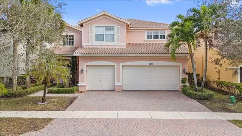 3958 W Whitewater Ave, Weston, FL 33332
