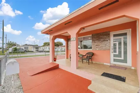 4715 E 8th Ln, Hialeah, FL 33013 photo 1