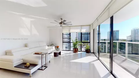 3625 N Country Club Dr #903, Aventura, FL 33180
