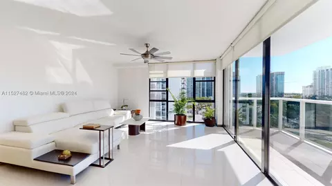 3625 N Country Club Dr #903, Aventura, FL 33180
