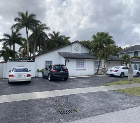6740 SW 156th Ct, Miami, FL 33193