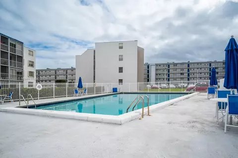 14180 SW 84th St #201-G, Miami, FL 33183