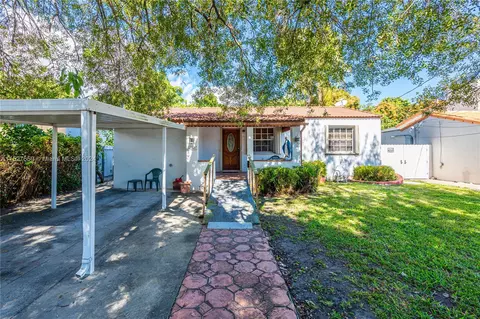 4261 SW 6th St, Miami, FL 33134