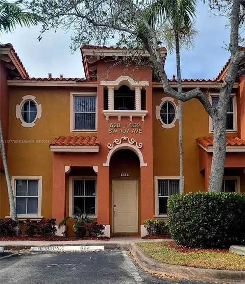 640 SW 107th Ave #604, Pembroke Pines, FL 33025